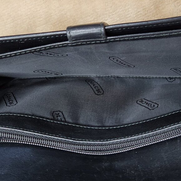 Coach Black Tri-fold Wallet, Authentic - Picture 5 of 10